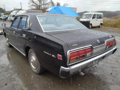 Nissan CEDRIC