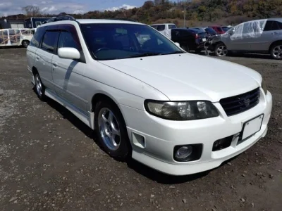 Nissan Avenir