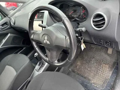 Mitsubishi Colt Plus