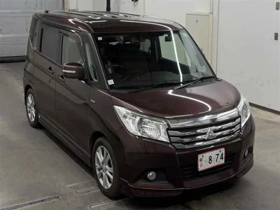 Mitsubishi Delica D:2