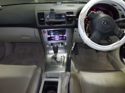 Subaru Legacy B4