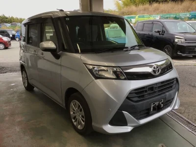 Toyota TANK