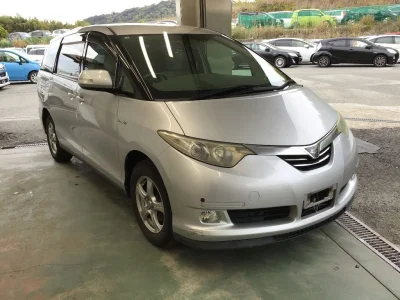 Toyota ESTIMA HYBRID