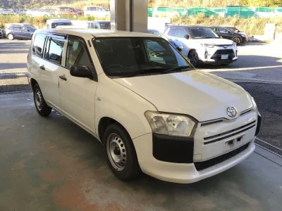Toyota SUCCEED