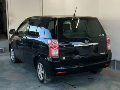 Toyota RAUM