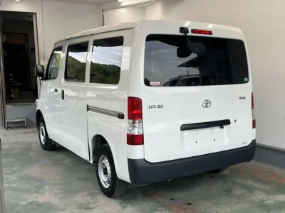 Toyota LiteAce Van