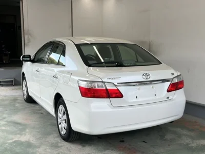 Toyota Premio