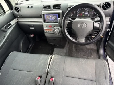 Toyota Pixis Space