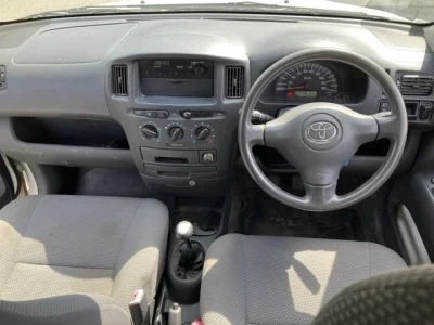 Toyota Succeed