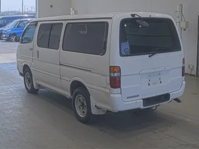 Toyota HiAce Van