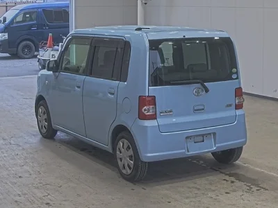 Toyota Pixis Space