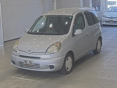 Toyota Funcargo