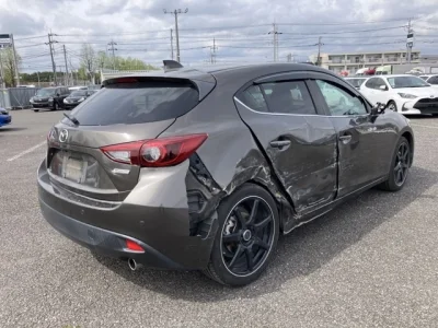 Mazda Axela