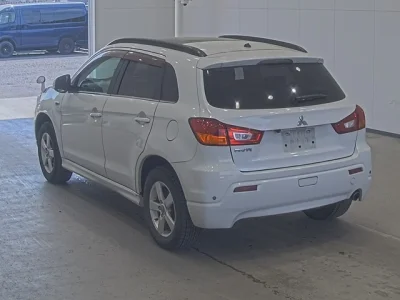 Mitsubishi RVR