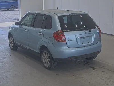 Mazda Verisa