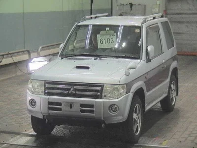 Mitsubishi Pajero Mini