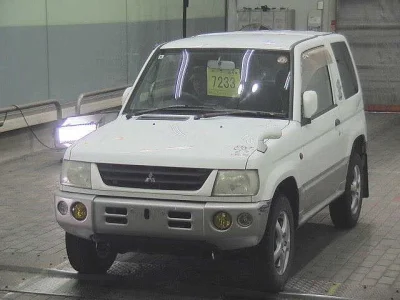 Mitsubishi Pajero Mini