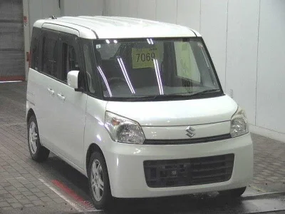 Suzuki Spacia