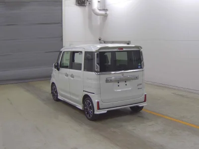 Suzuki Spacia Custom