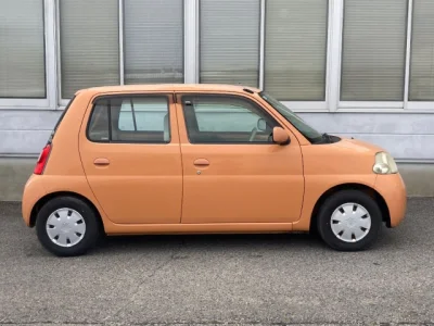 Daihatsu Esse