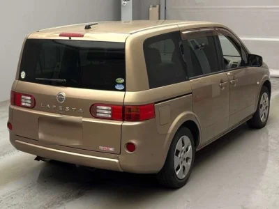 Nissan Lafesta
