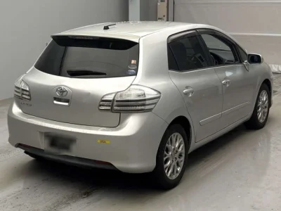 Toyota Blade