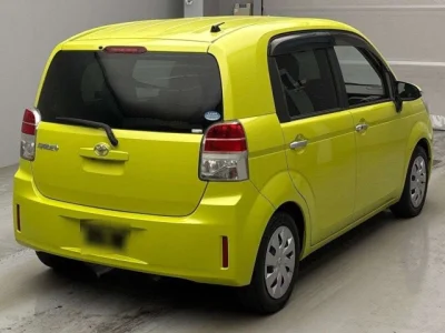 Toyota Spade