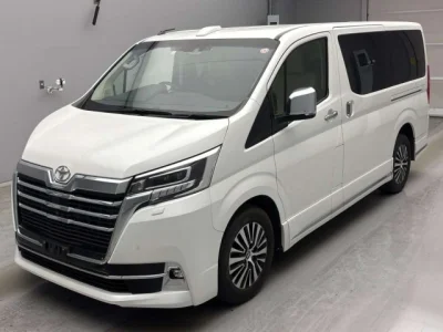 Toyota GranAce