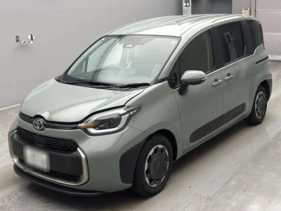 Toyota Sienta