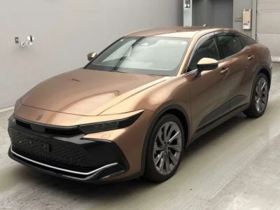 Toyota Crown Crossover