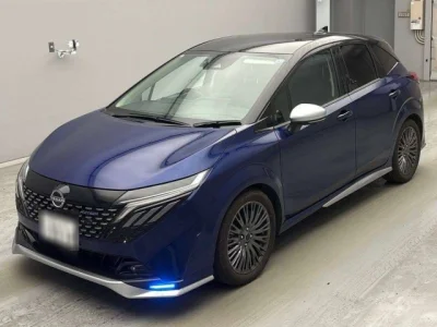 Nissan Aura