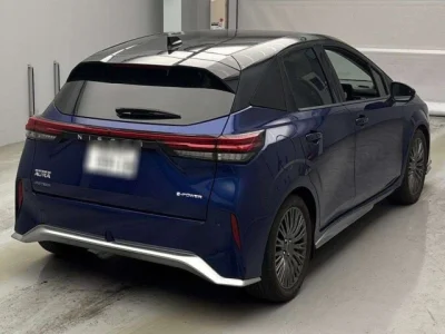 Nissan Aura