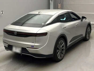 Toyota Crown Crossover