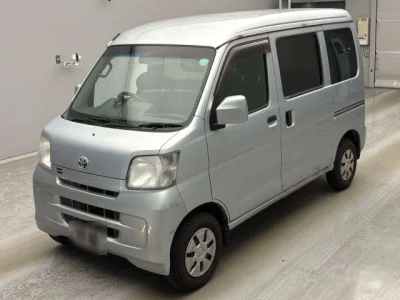 Toyota Pixis Van