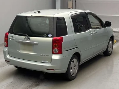 Toyota Raum