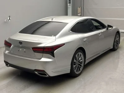 Lexus LS500