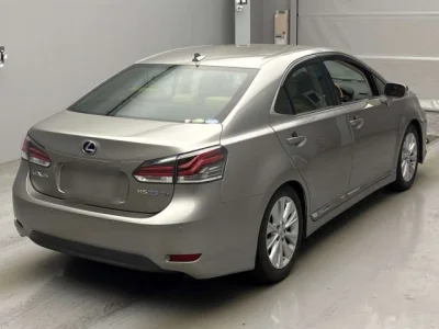Lexus HS250h