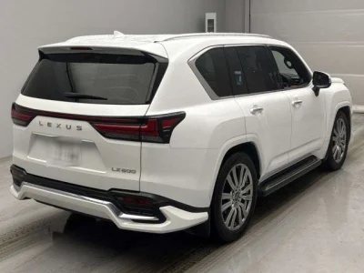 Lexus LX
