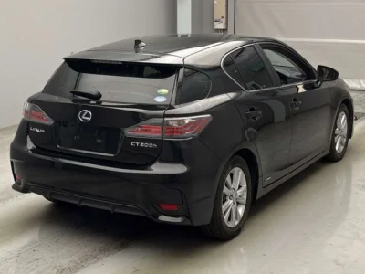 Lexus CT200h