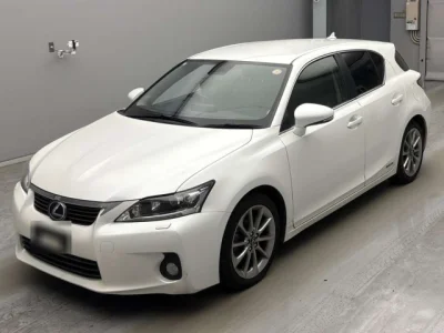 Lexus CT200h
