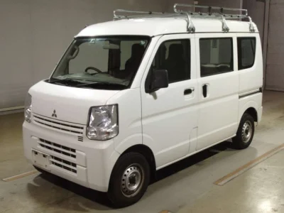 Mitsubishi Minicab Van