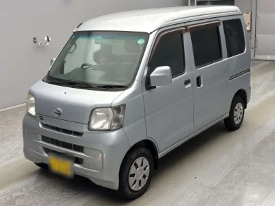 Toyota Pixis Van