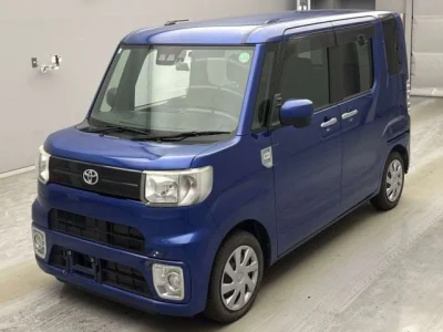 Toyota PIXIS MEGA