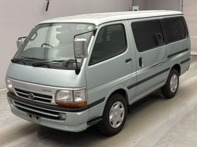 Toyota HiAce Van