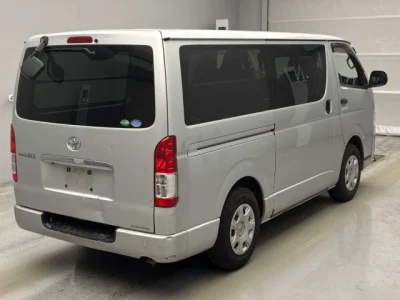 Toyota RegiusAce