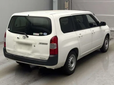 Toyota Succeed