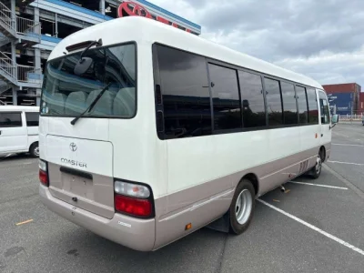 Toyota COASTER