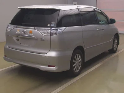 Toyota ESTIMA HYBRID