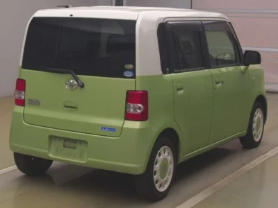 Toyota PIXIS SPACE