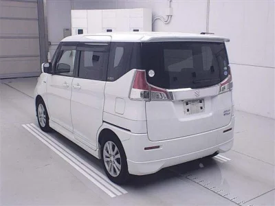 Suzuki Solio
